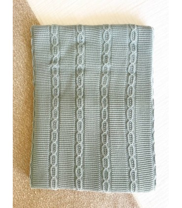 Toquilla de lana trenzado verde empolvado