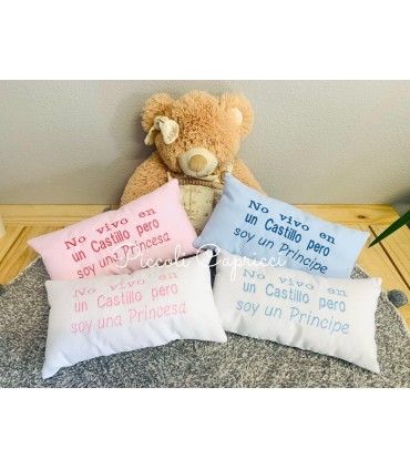 Cojín bordado No vivo en un castillo...